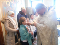 27 декабря в Спасо – Преображенском храме г. Бежецка игумен Феодор совершил крещение четырех воспитанниц
